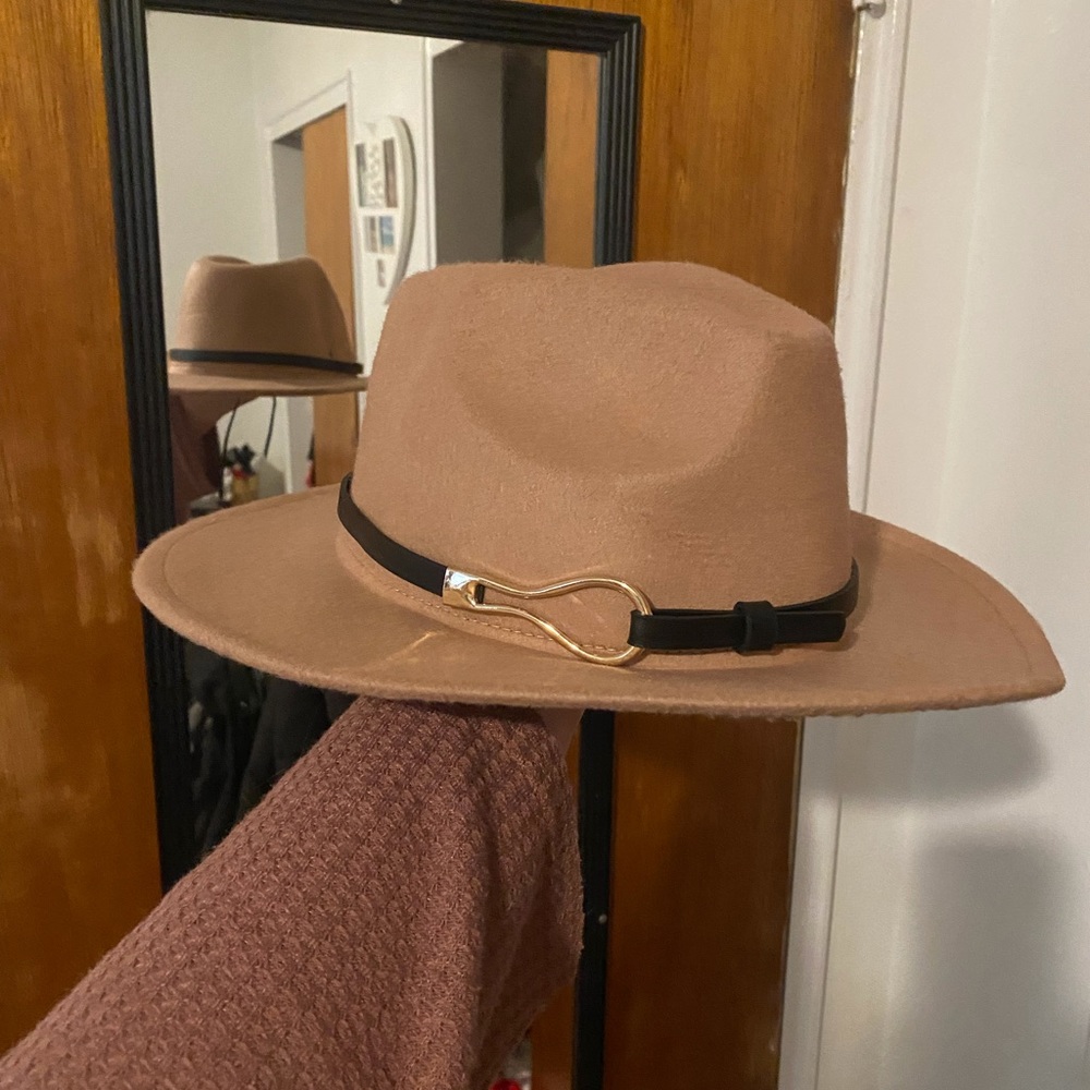 Fedora hat